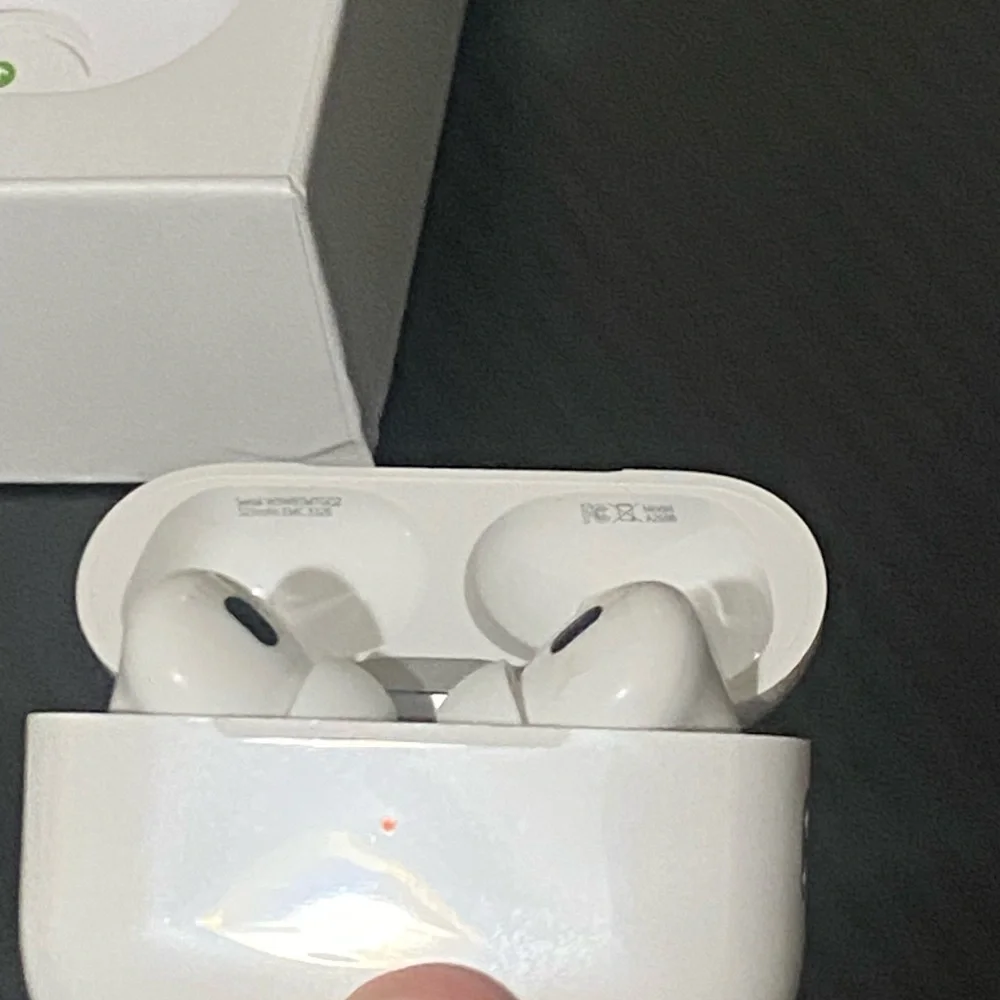 Apple AirPods Pro with MagSafe Charging Case